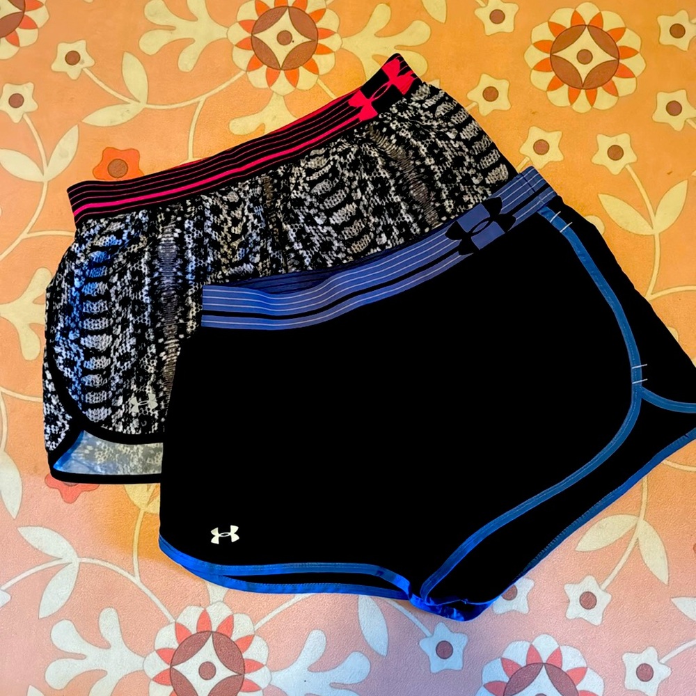 Under Armour Heat Gear shorts, size S